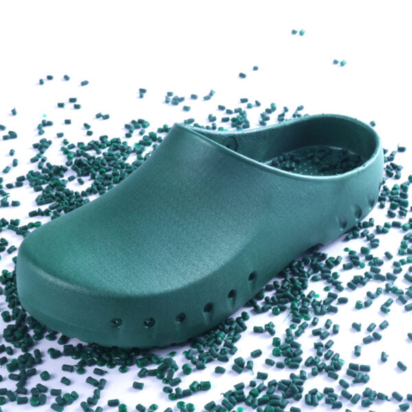 Soft Light Compact PVC Granules for Slipper Sandal Injection - 图片 4